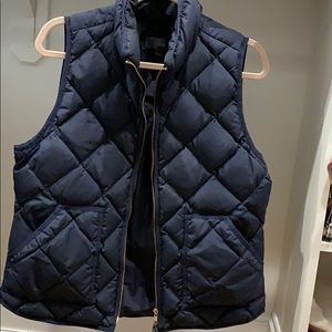 JCrew Navy Puff Vest size Large